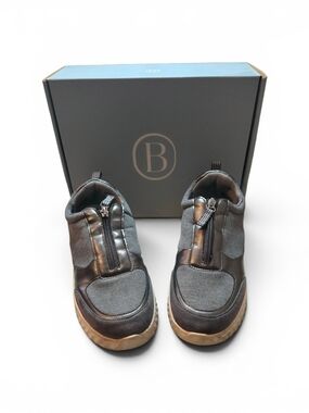 Women's Gray Slip-On Zipper Sneakers